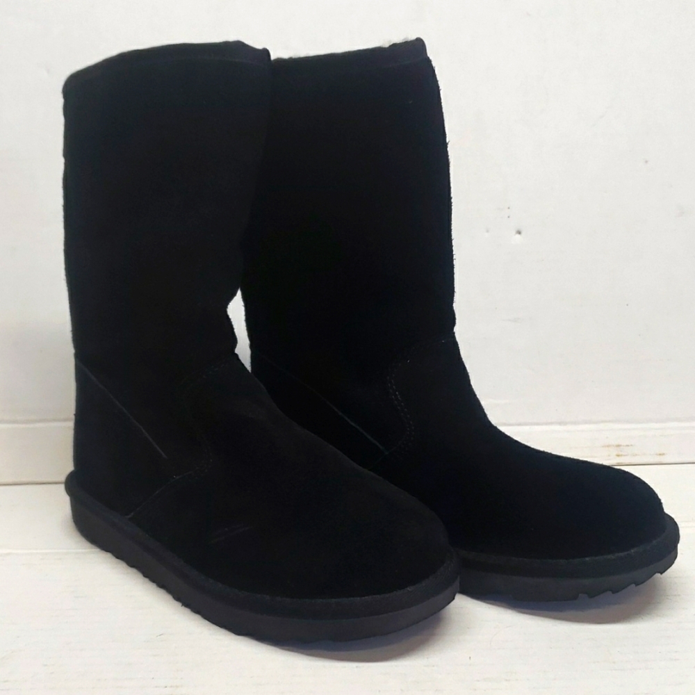 UGG Lil Sunshine II Black Kids Size 3, Euro 36, UK 2
